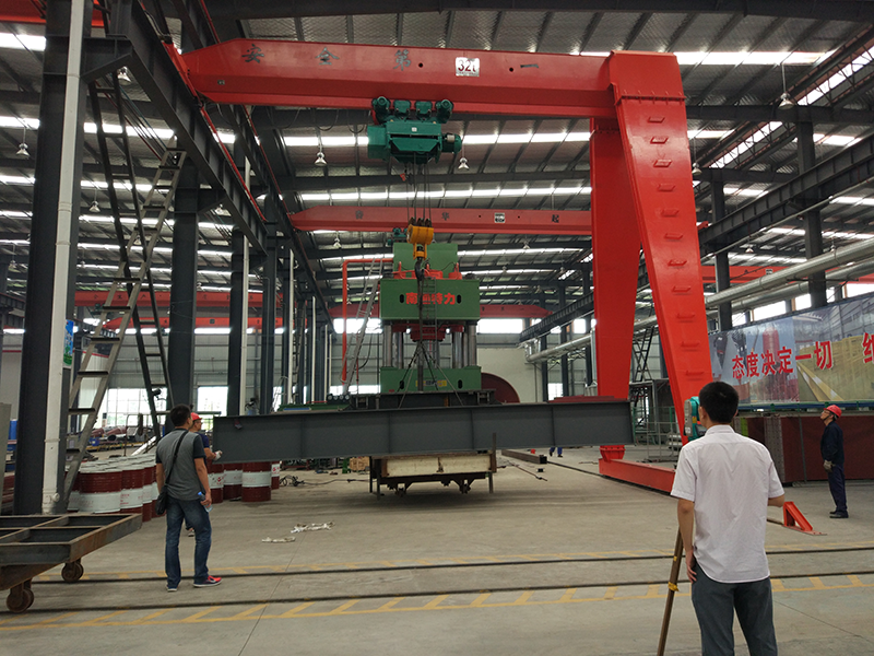 半龍門吊 半龍門吊