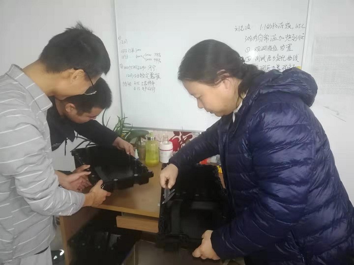 LDA型電動(dòng)單梁橋式起重機(jī)